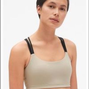 Gap Fit Eclipse Sports Bra